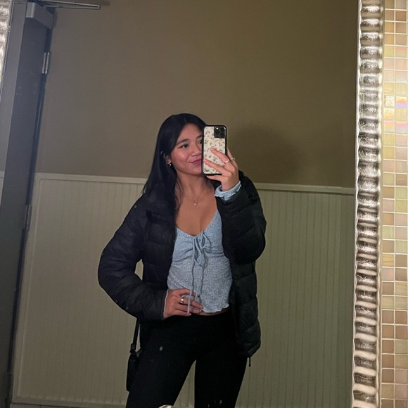 Meet your Posher, Jasmine - Picture 2 of 4